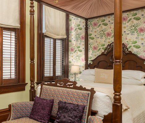 The Magnolia Guest Room at the Grand Victorian Bed and Breakfast - New Orleans - #22-2023