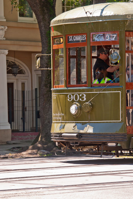 Stay at the Grand Victorian Bed and Breakfast in New Orleans and experience the City!